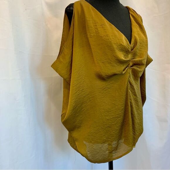 OXMO mustard khaki green V neck web sleeve blouse Sz M - Picture 5 of 14